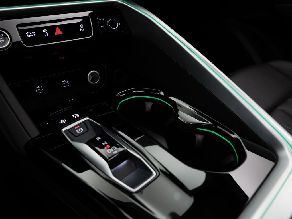 Certified 2025 Audi Q5 Premium w/ Premium Plus AWD/4WD image 20