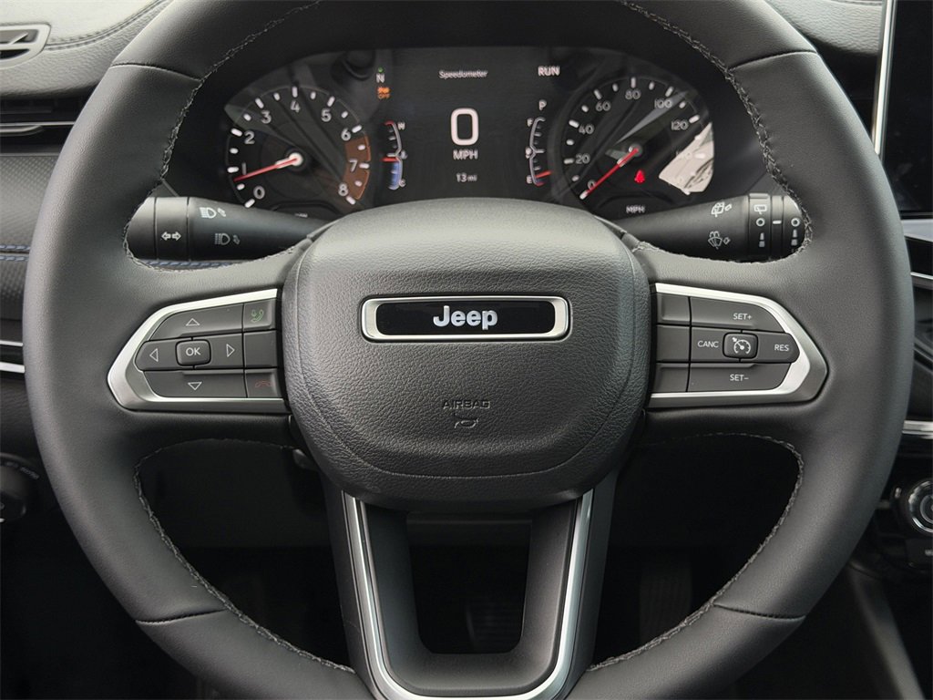 New 2026 Jeep Compass Latitude image 12