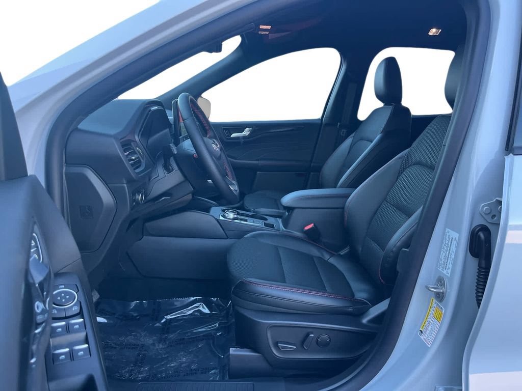 Used 2026 Ford Escape ST-Line Select w/ Tech Pack #1 AWD/4WD image 10