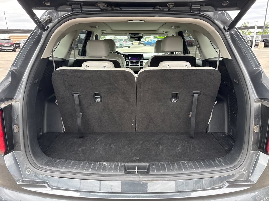 Used 2023 Kia Sorento SX AWD/4WD image 28