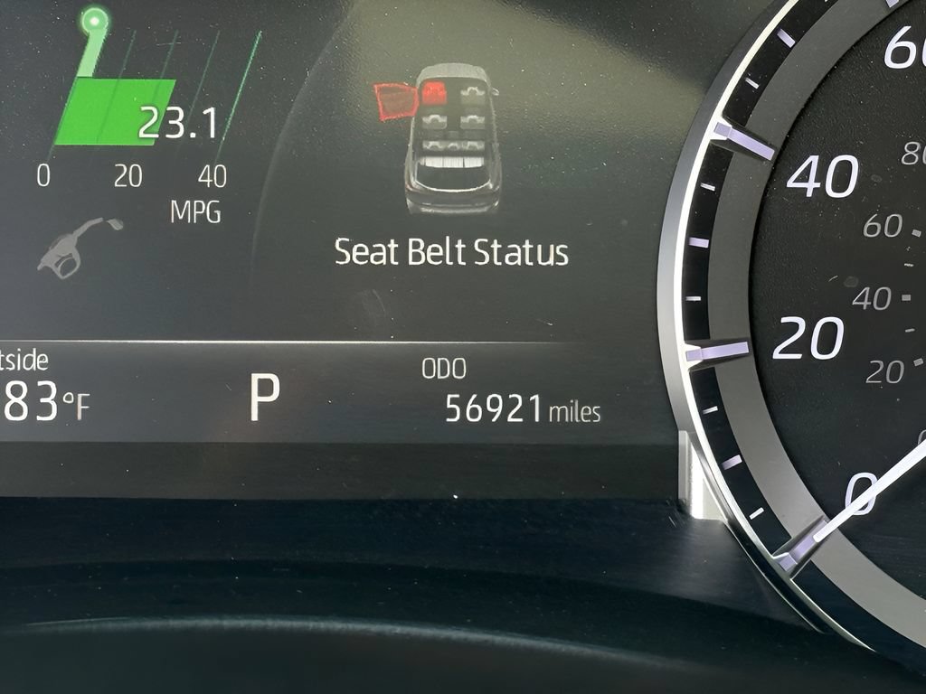 Used 2022 Toyota Highlander XLE AWD/4WD image 15