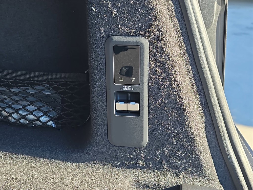 New 2026 Land Rover Range Rover Sport SE image 14