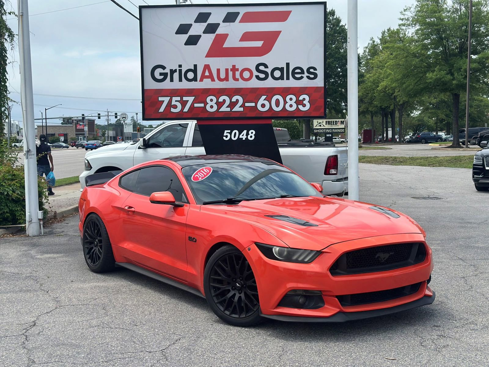 Used 2016 Ford Mustang GT Premium w/ GT Performance Package RWD image 1