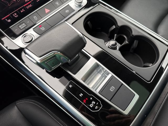 Used 2023 Audi Q8 Premium Plus w/ Premium Plus Package AWD/4WD image 27