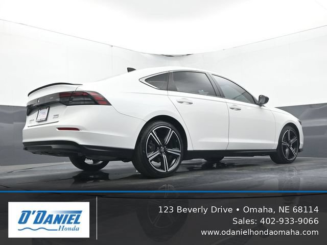 Used 2025 Honda Accord Sport image 12