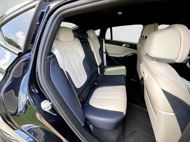 Used 2021 BMW X6 sDrive40i w/ M Sport Package RWD image 30
