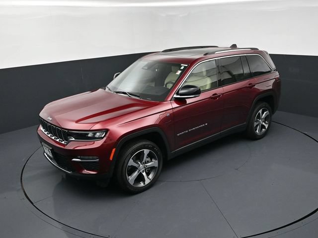 Used 2024 Jeep Grand Cherokee Limited 4xe w/ Luxury Tech Group II AWD/4WD image 14