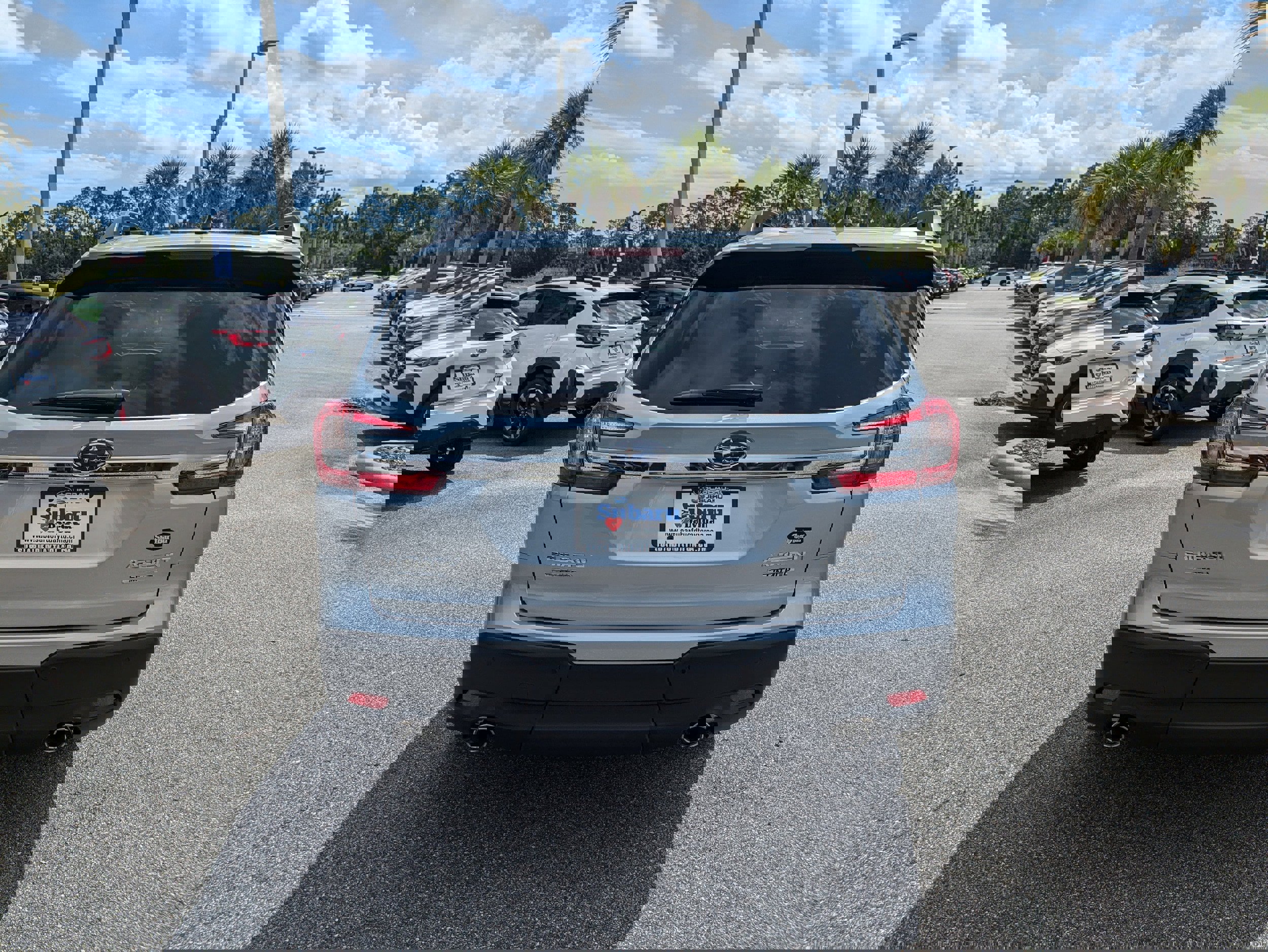 New 2025 Subaru Ascent Limited image 5