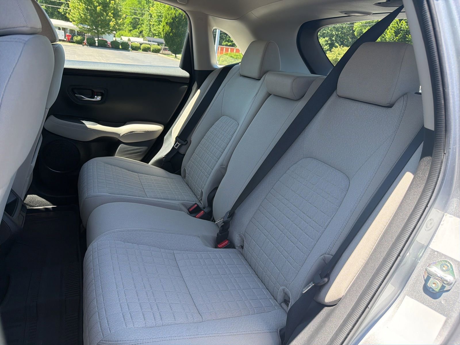 Used 2023 Honda HR-V LX image 25