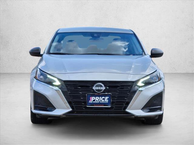 Used 2024 Nissan Altima 2.5 SV FWD video 2