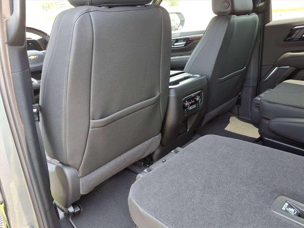 New 2026 Chevrolet Tahoe High Country AWD/4WD image 8