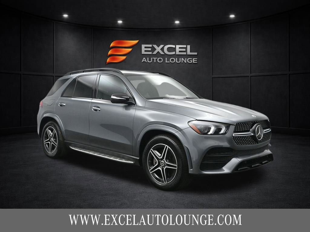 Used 2023 Mercedes-Benz GLE 450 4MATIC w/ AMG Line Exterior image 8