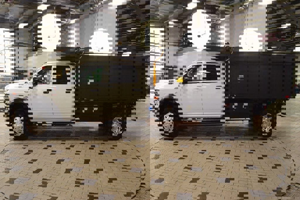 Used 2025 RAM 5500 Tradesman w/ Safety Group image 3