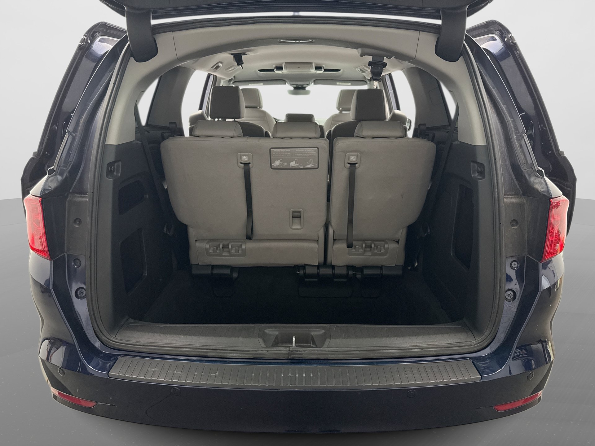 Used 2023 Honda Odyssey Touring image 23