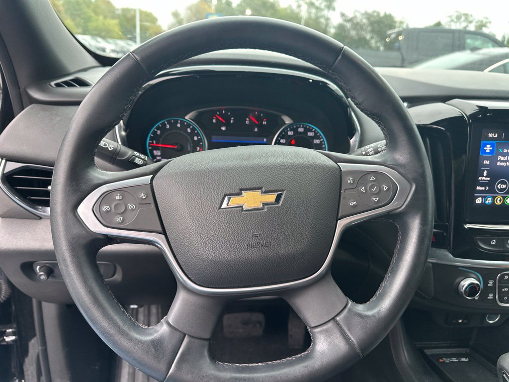 Used 2023 Chevrolet Traverse LT AWD/4WD image 14