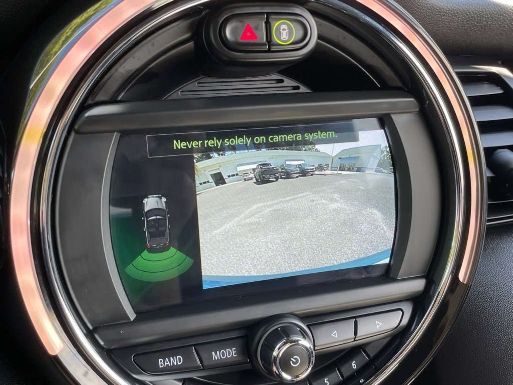Used 2021 MINI Cooper S w/ 6.5" Touchscreen Package image 9