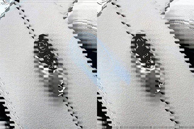 Used 2025 Mercedes-Benz GLC 300 300 image 38