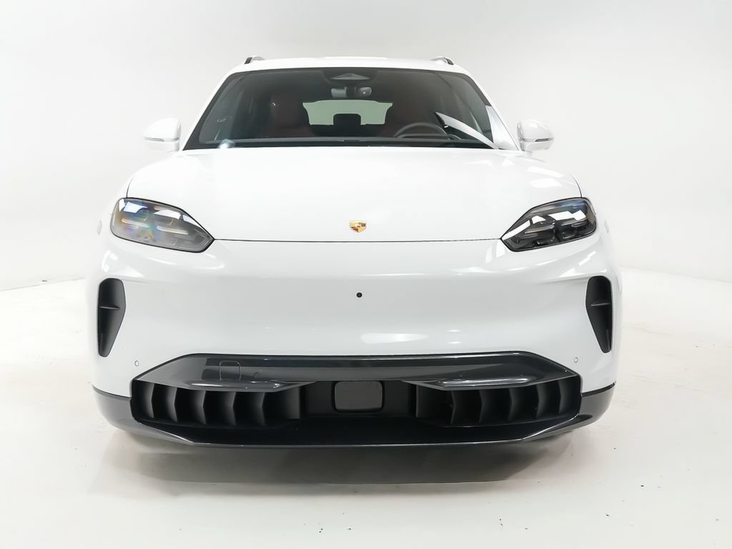 New 2026 Porsche Cayenne Electric AWD/4WD image 6