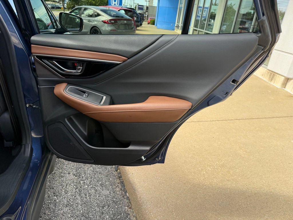 Used 2020 Subaru Outback Touring w/ Popular Package #2 AWD/4WD image 39