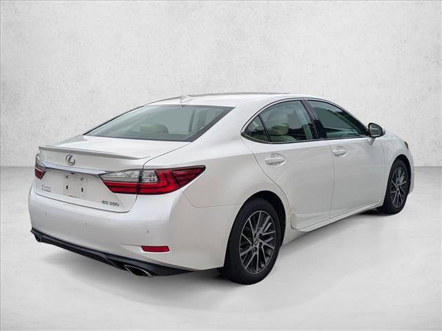Used 2016 Lexus ES 350 w/ Luxury Package w/Wood Trim FWD image 5