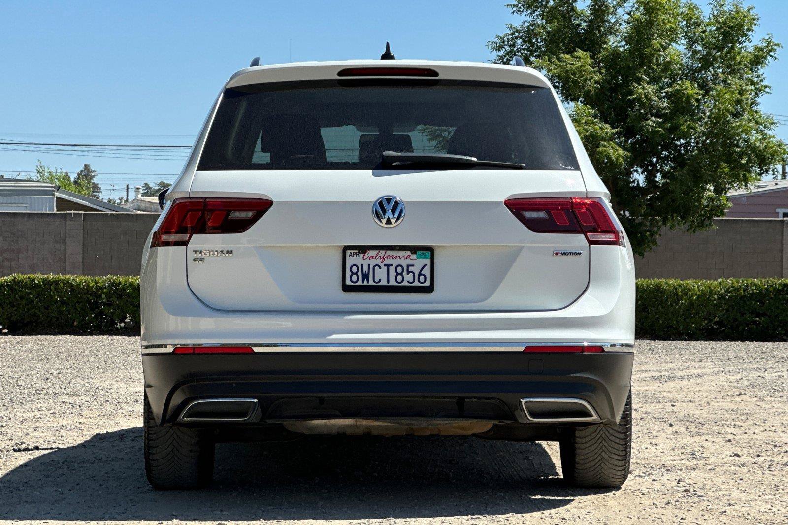 Used 2021 Volkswagen Tiguan SE w/ Panoramic Sunroof Package AWD/4WD image 5