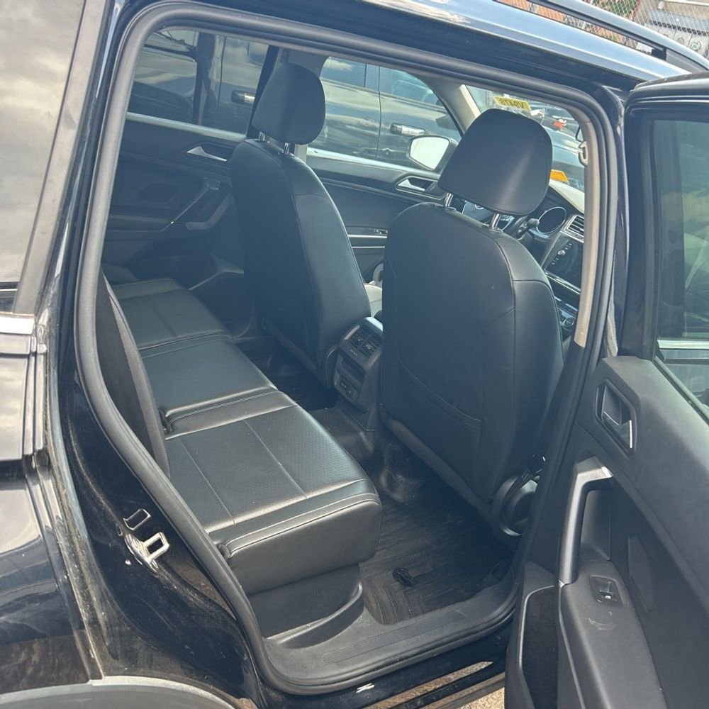 Used 2020 Volkswagen Tiguan SE AWD/4WD image 12