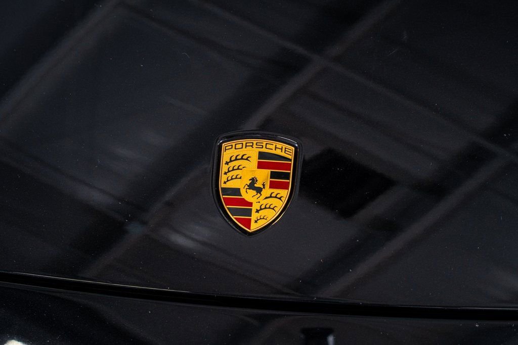 Used 2023 Porsche Panamera Platinum Edition image 17