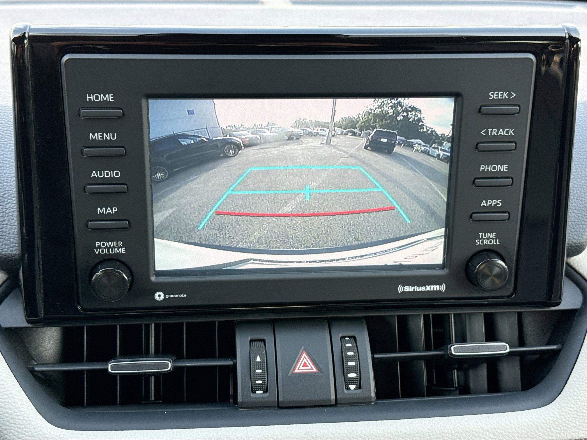 Used 2021 Toyota RAV4 XLE Premium image 34