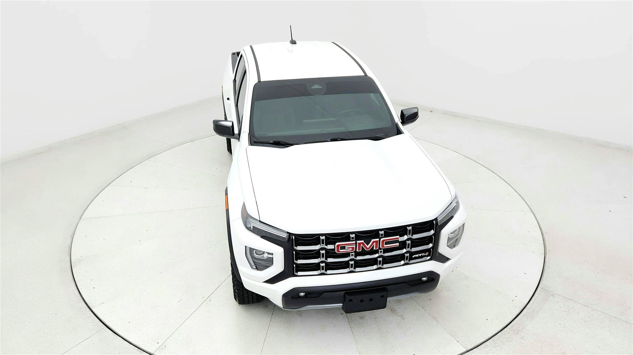 Used 2024 GMC Canyon AT4 w/ AT4 Premium Package AWD/4WD image 20