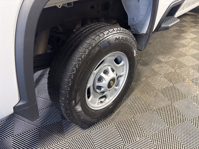 Used 2024 Chevrolet Silverado 2500 W/T w/ WT Convenience Package image 7