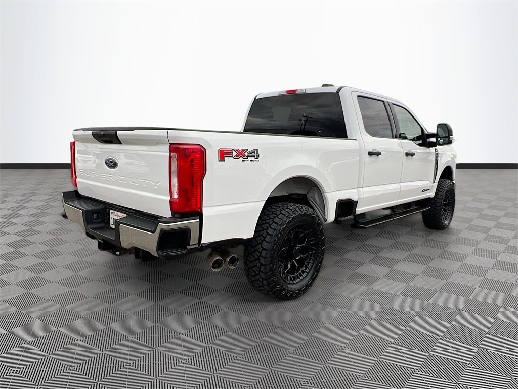 Used 2024 Ford F250 XLT w/ FX4 Off-Road Package image 7