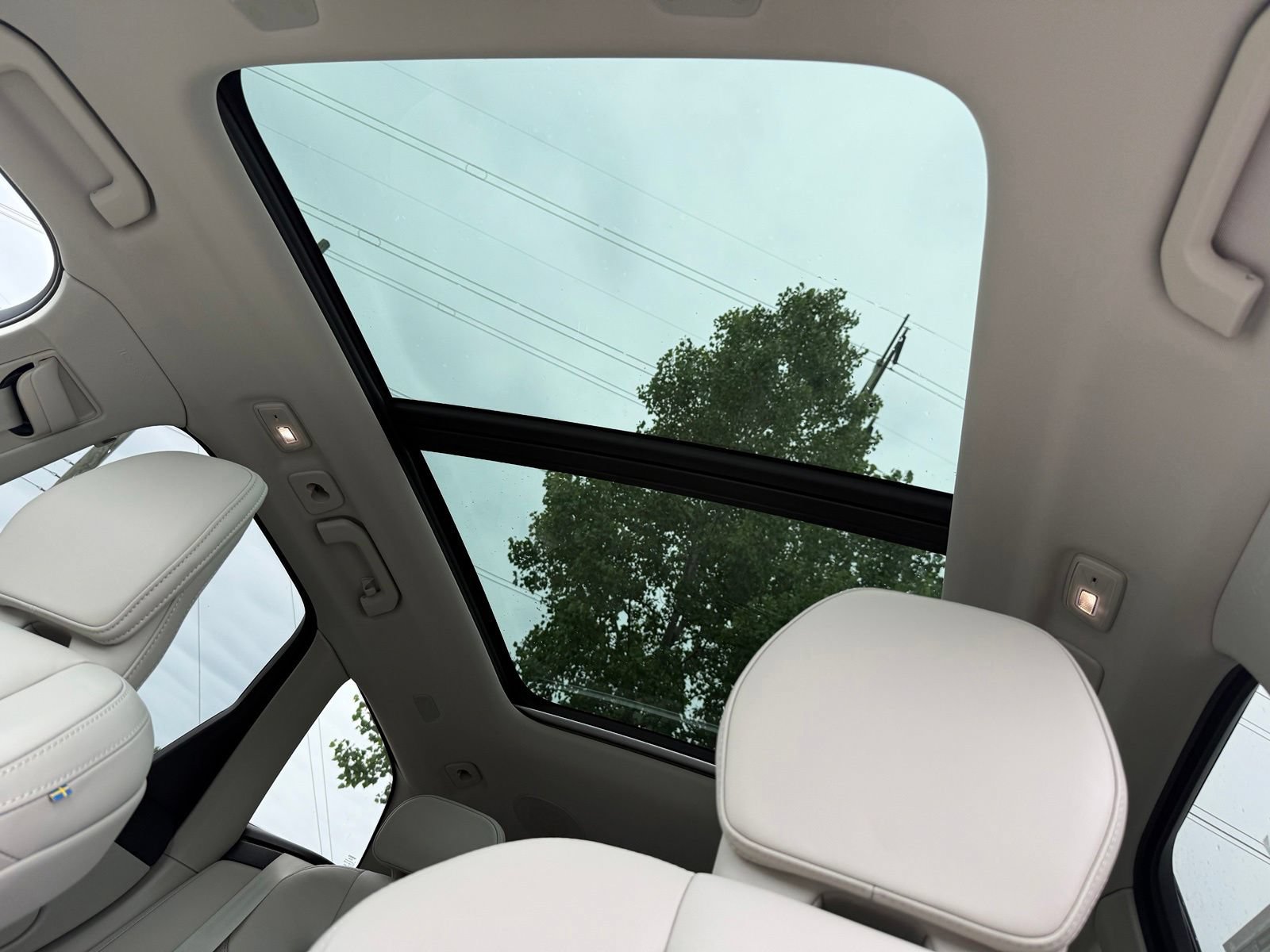 New 2026 Volvo XC60 T8 Ultra w/ Protection Package Premier AWD/4WD image 42