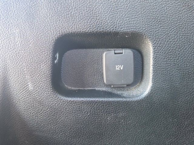 Used 2022 Ford Edge SE w/ Black Appearance Package image 13