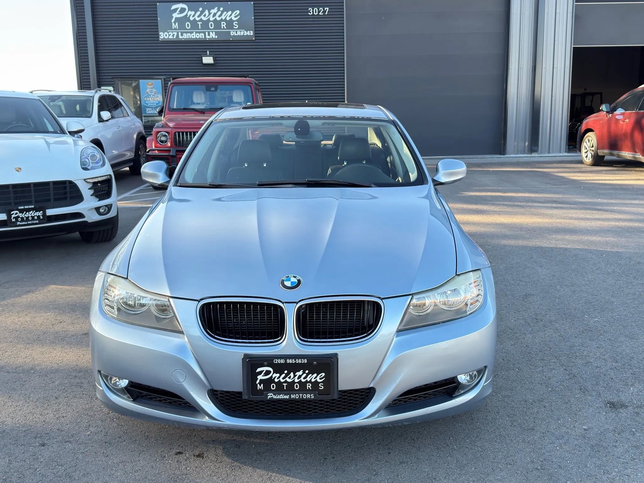 Used 2011 BMW 328i Sedan image 3
