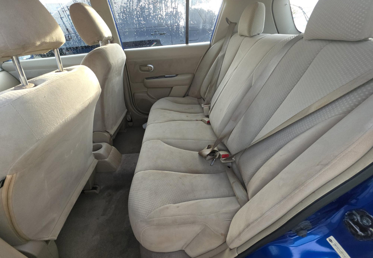 Used 2012 Nissan Versa 1.8 S w/ Special Edition Pkg image 12