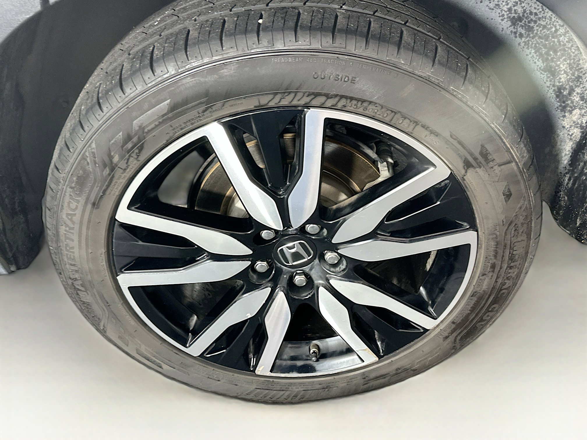 Used 2021 Honda Pilot Touring image 11