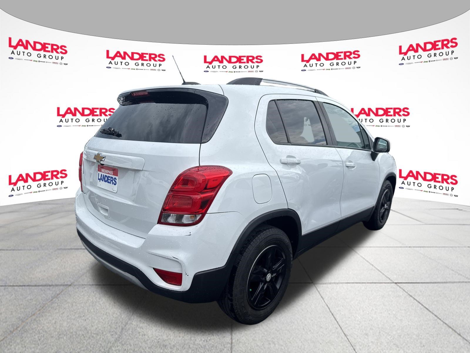 Used 2022 Chevrolet Trax LT FWD image 4