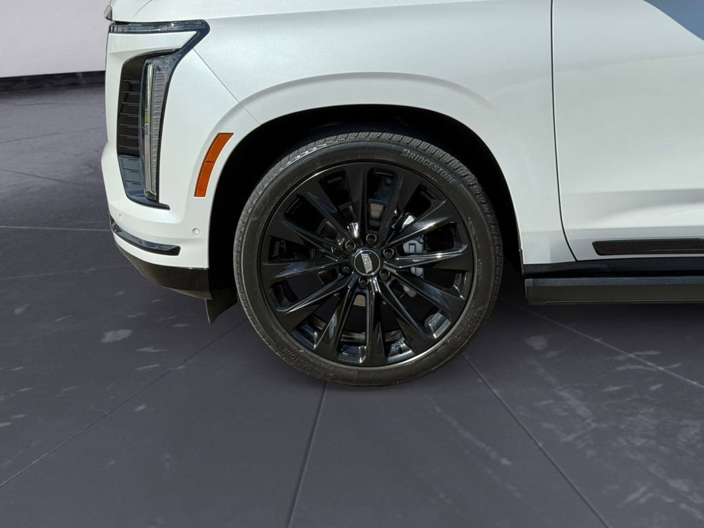 Used 2025 Cadillac Escalade Sport Platinum w/ LPO, ONYX Package AWD/4WD image 10