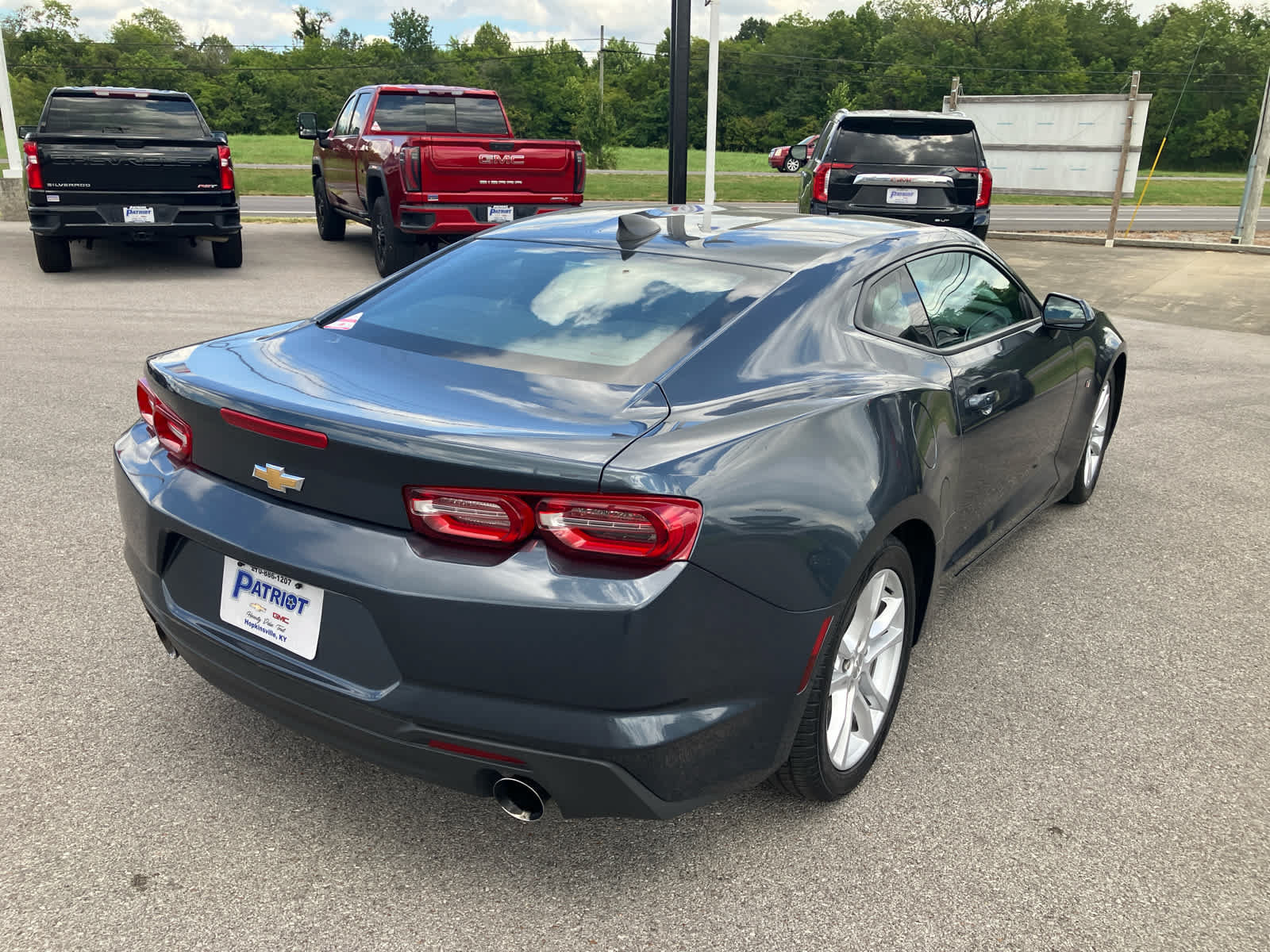 Used 2020 Chevrolet Camaro LS RWD image 7