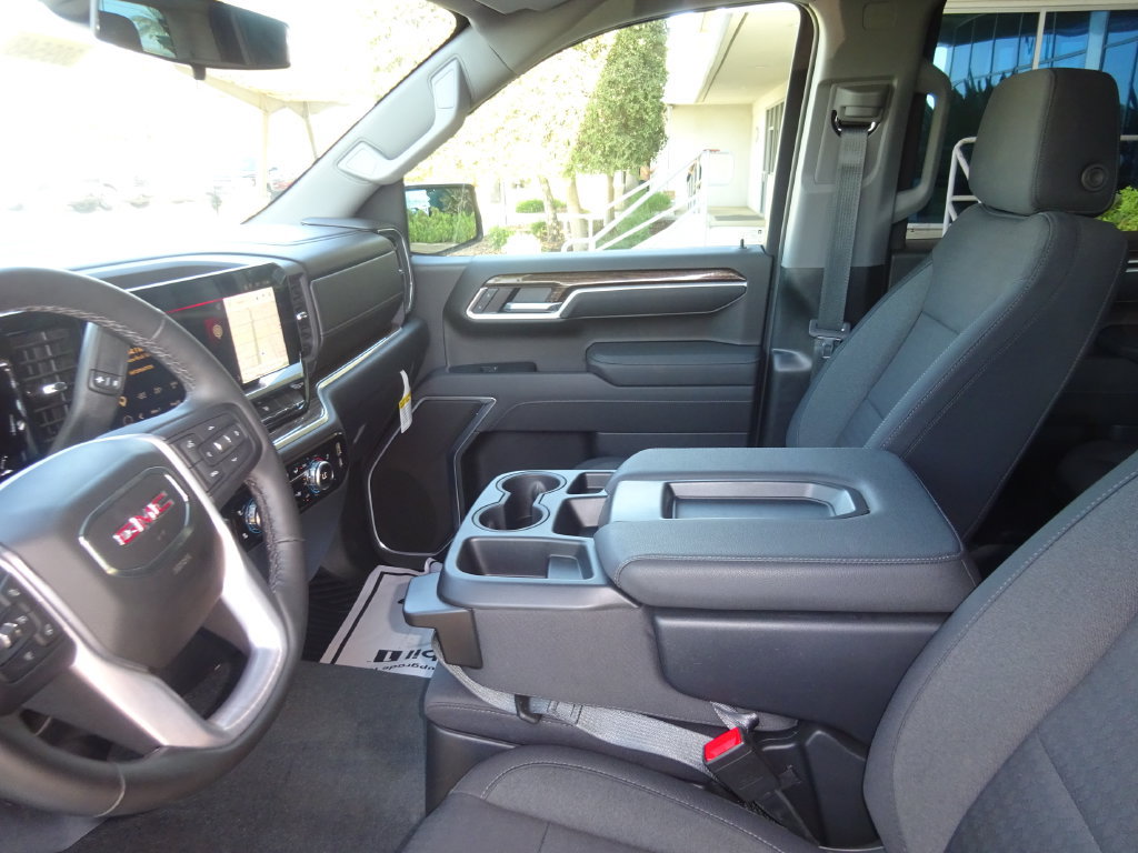 Used 2026 GMC Sierra 1500 Elevation AWD/4WD image 13