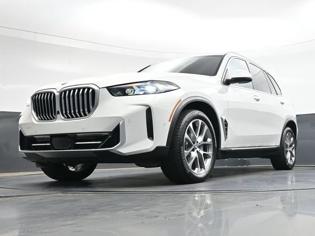 Used 2025 BMW X5 xDrive40i AWD/4WD image 37