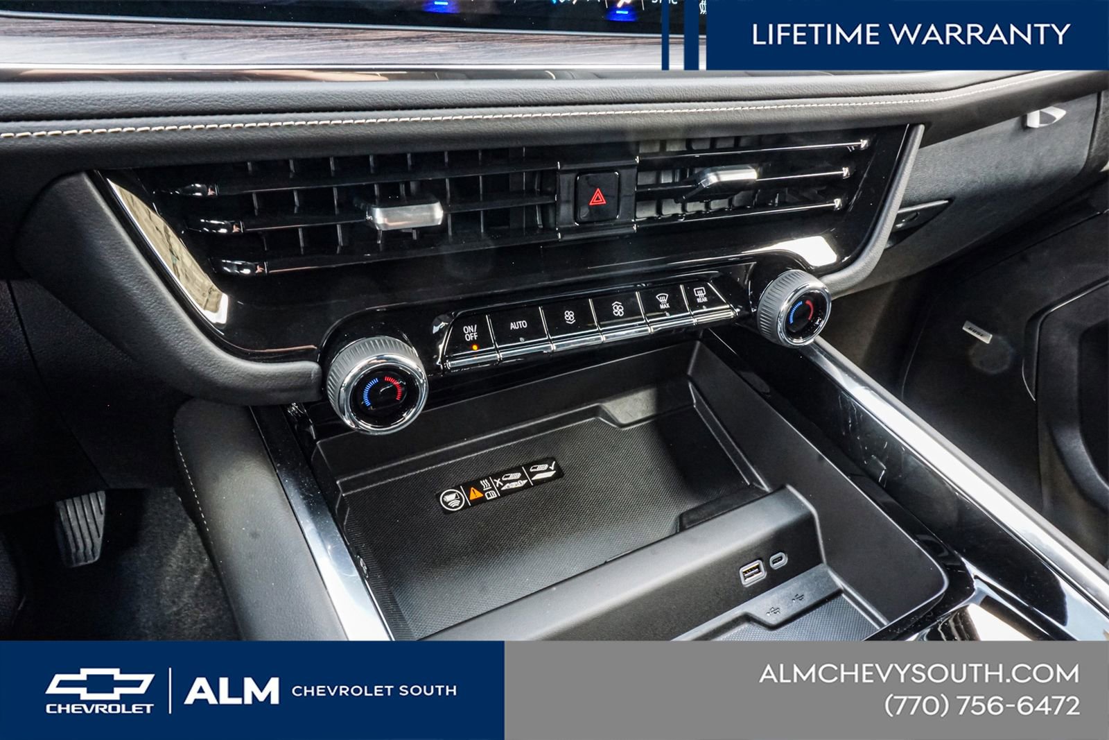New 2025 Chevrolet Suburban Premier image 45