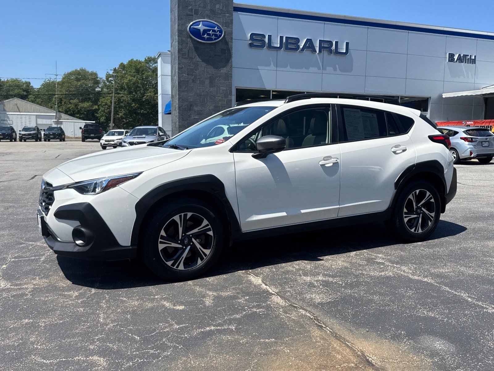 Used 2024 Subaru Crosstrek 2.0i Premium AWD/4WD image 4
