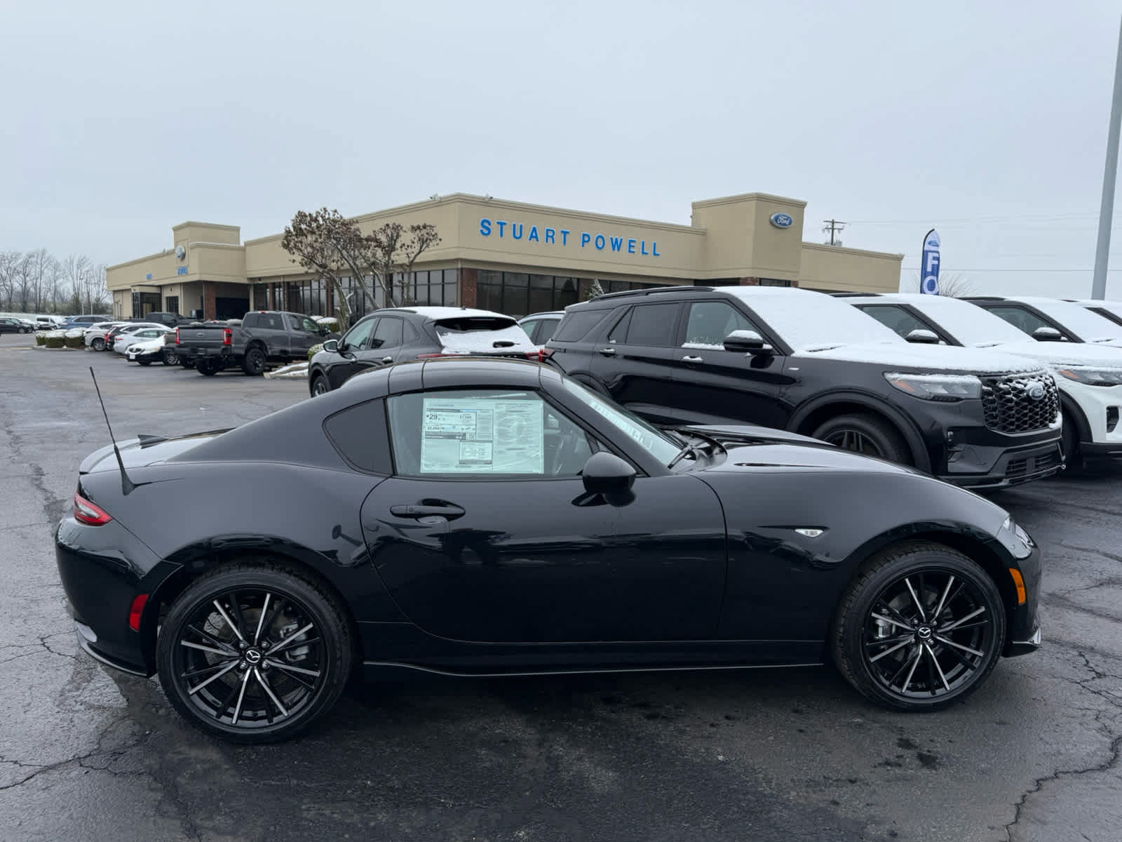 New 2025 MAZDA MX-5 Miata RF Grand Touring w/ Appearance Package RWD image 17