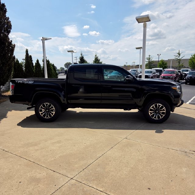 Used 2023 Toyota Tacoma TRD Sport AWD/4WD image 7