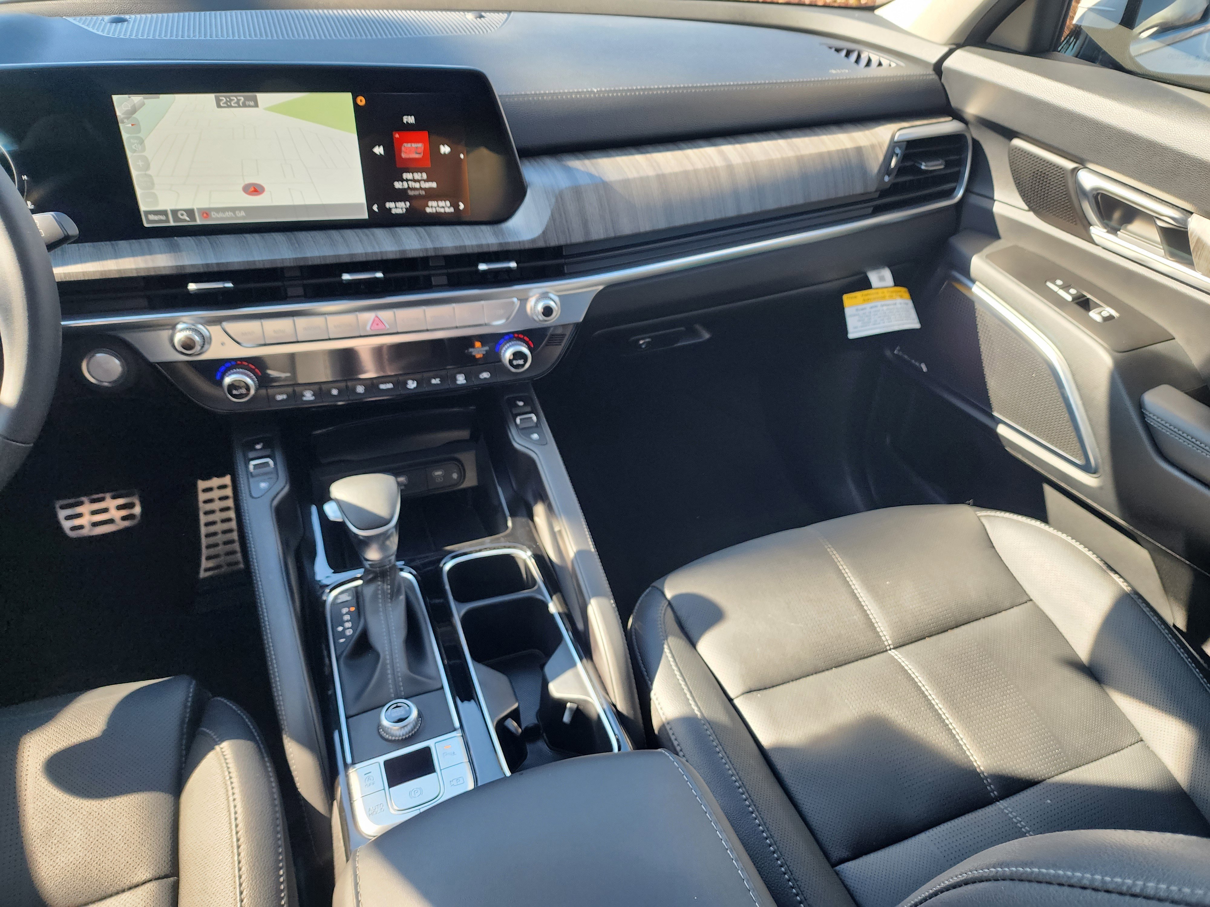 Used 2024 Kia Telluride SX image 18