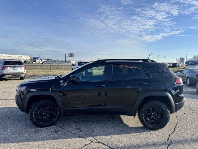 Used 2022 Jeep Cherokee Trailhawk w/ Comfort/Convenience Group image 5