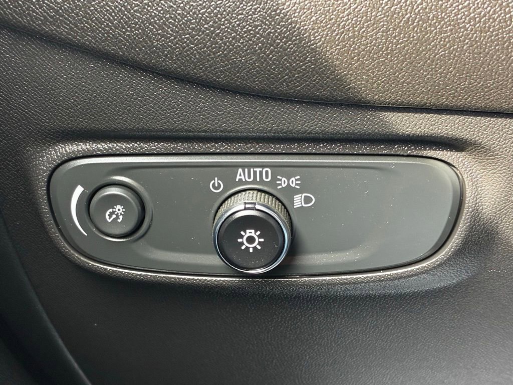 Used 2024 Chevrolet Equinox LT w/ LPO, Floor Liner Package image 23