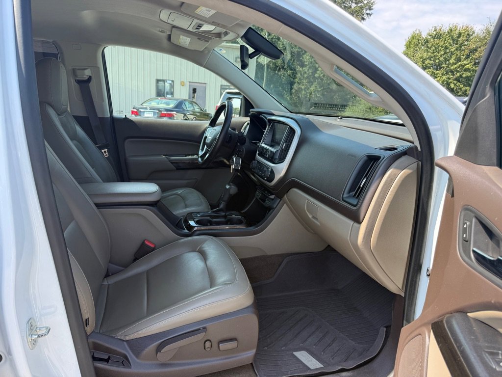 Used 2017 GMC Canyon SLT w/ Trailering Package image 15