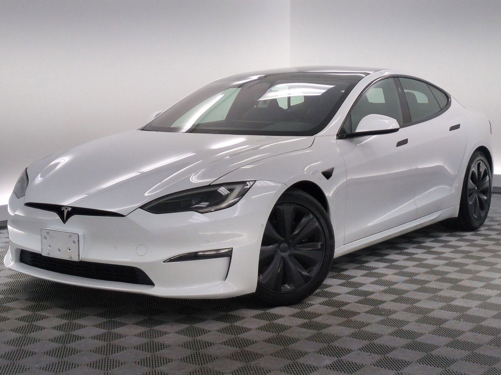Used 2023 Tesla Model S AWD/4WD video 1
